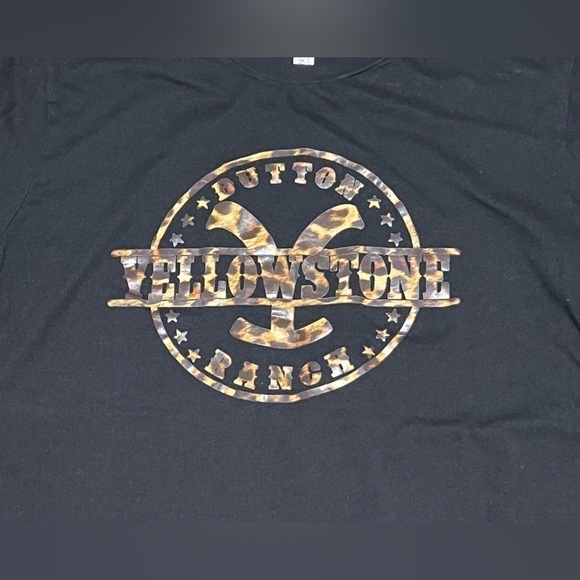 YELLOWSTONE Dutton Ranch Leopard Print Vinyl On Bella Canvas Women’s (Sz XL) - Picture 2 of 7